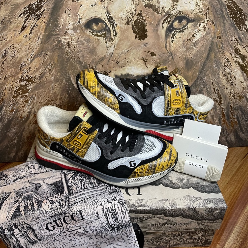 Gucci ultrapace sneakers